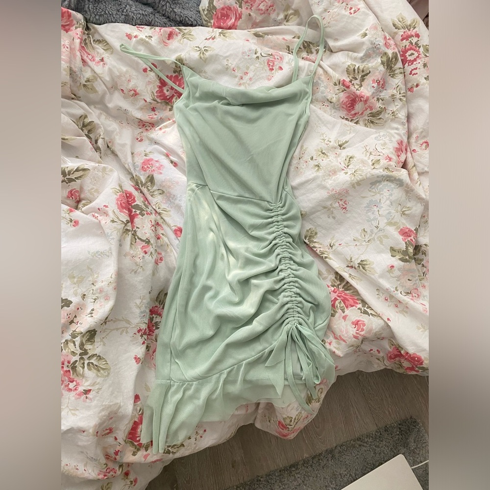 PrettyLittleThing Pastel green dress
